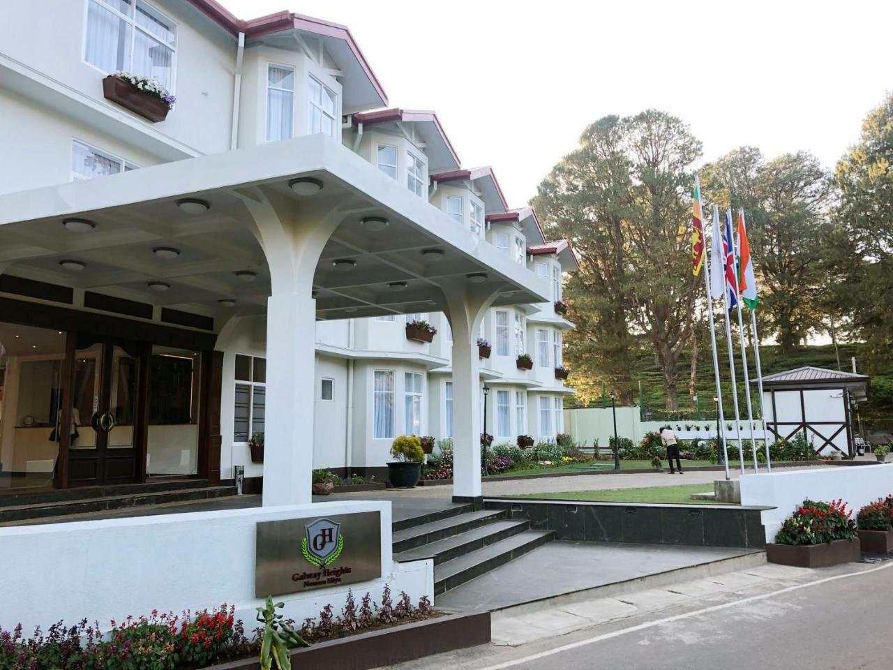 Galway Heights Hotel Нувара Елия Екстериор снимка